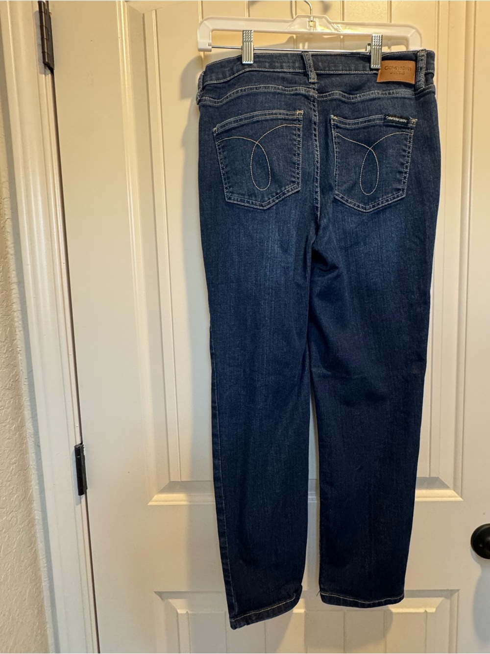 Calvin Klein Jeans Women's Straight-Leg Dark Blue Denim